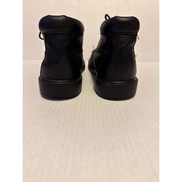 Timberland Classic  3 Eye Chukka Black Boots Size 7 main image 7